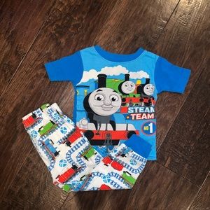 Thomas the train pajamas size 4T